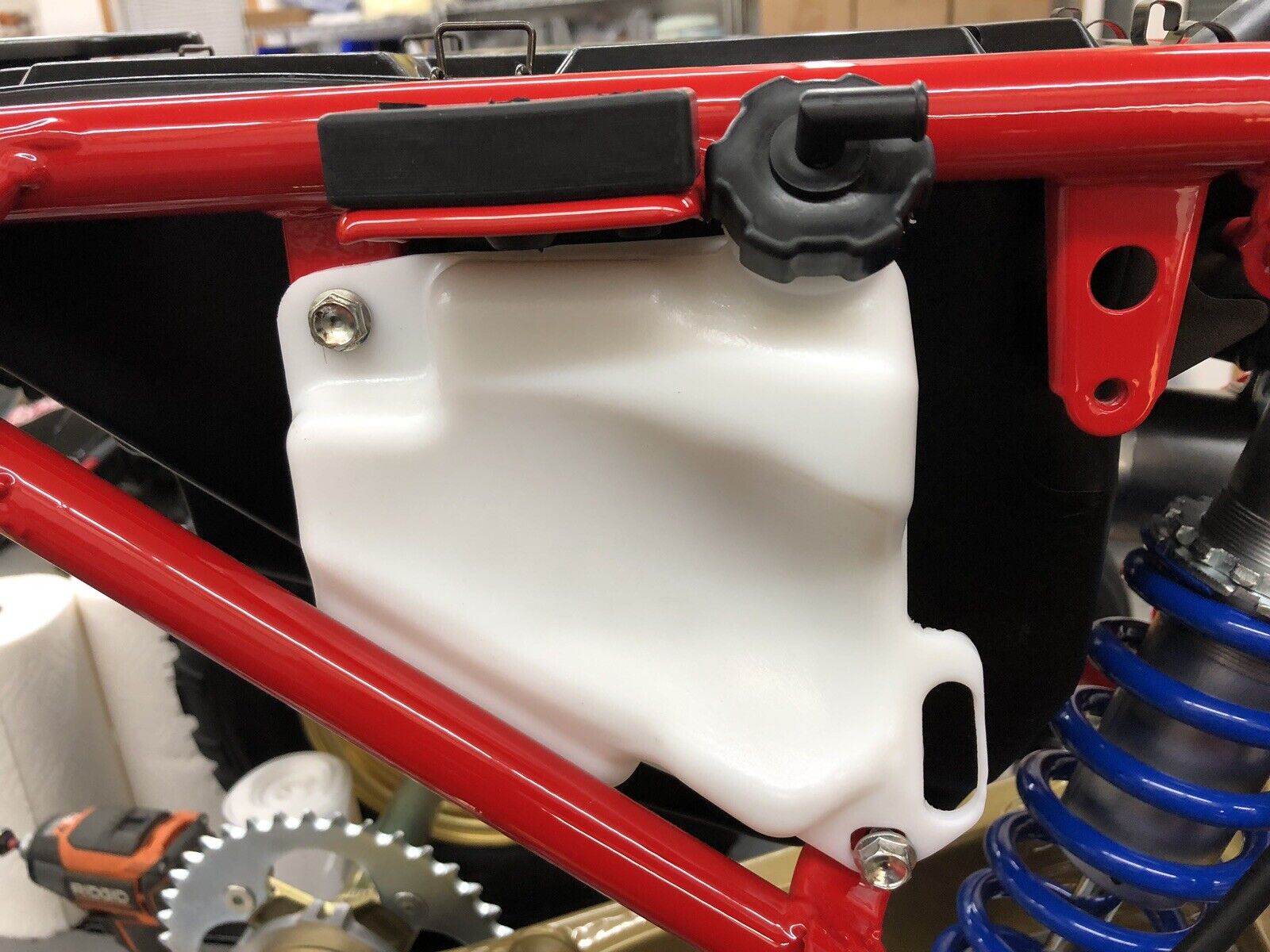 New Honda ATC 8586 250r Coolant Jug Kit Atc250r Reservoir Overflow bo