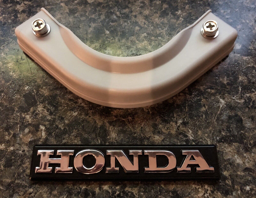 Honda ATC 350x 200x Triple Clamp Restoration Kit Badge And Cover Brand NEW !!